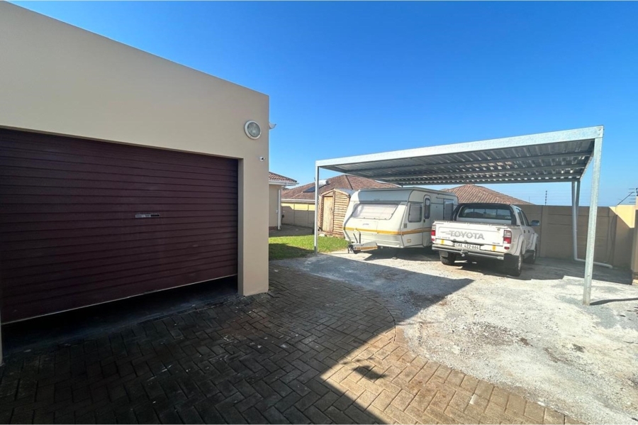 2 Bedroom Property for Sale in Gonubie Eastern Cape